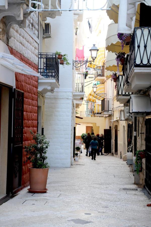 Vista Borgo Antico Hotel Bari Exterior photo