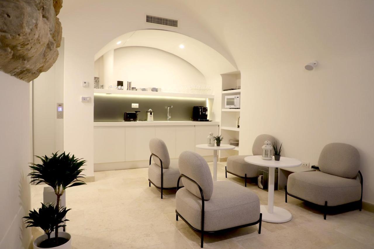 Vista Borgo Antico Hotel Bari Exterior photo