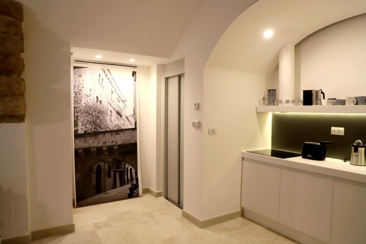 Vista Borgo Antico Hotel Bari Exterior photo