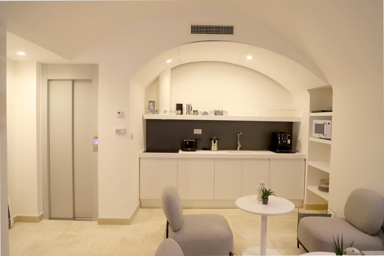 Vista Borgo Antico Hotel Bari Exterior photo