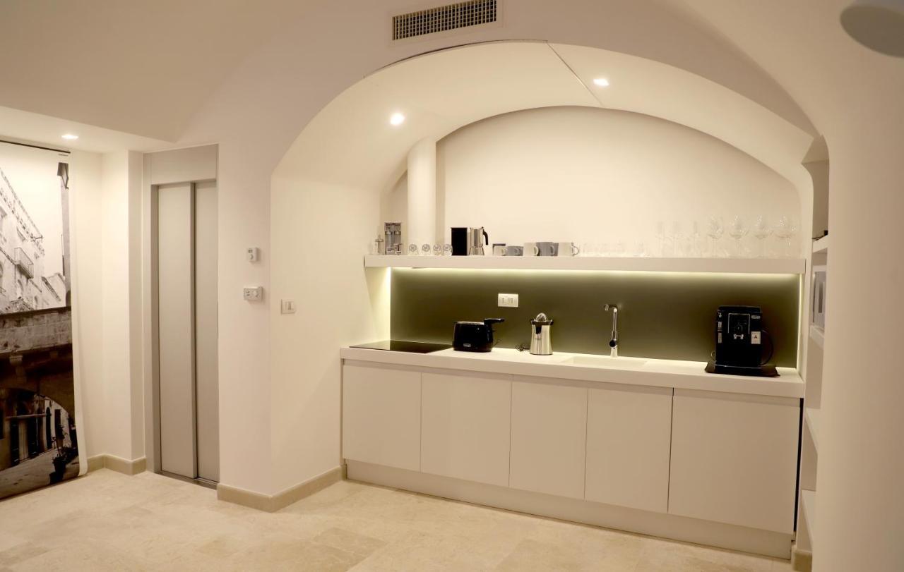 Vista Borgo Antico Hotel Bari Exterior photo