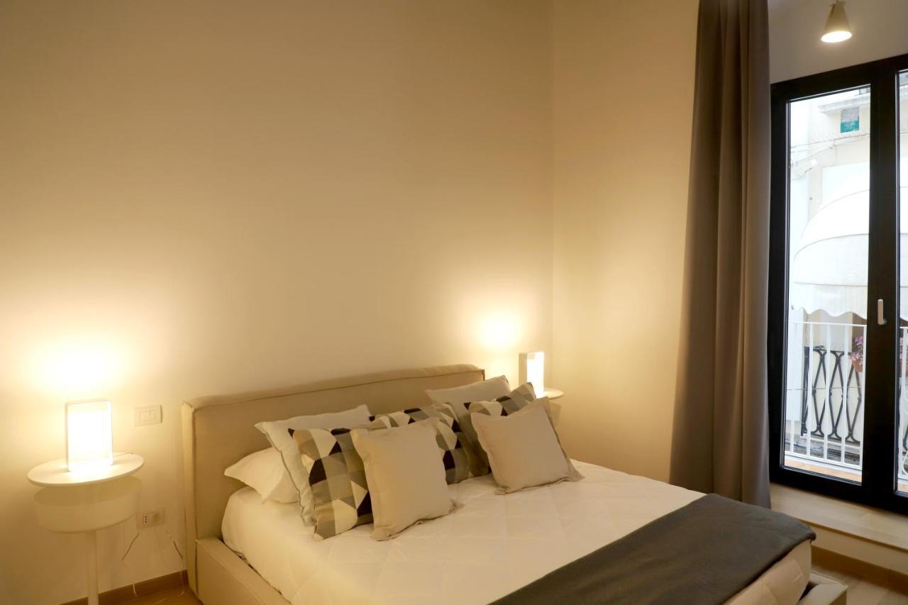 Vista Borgo Antico Hotel Bari Exterior photo